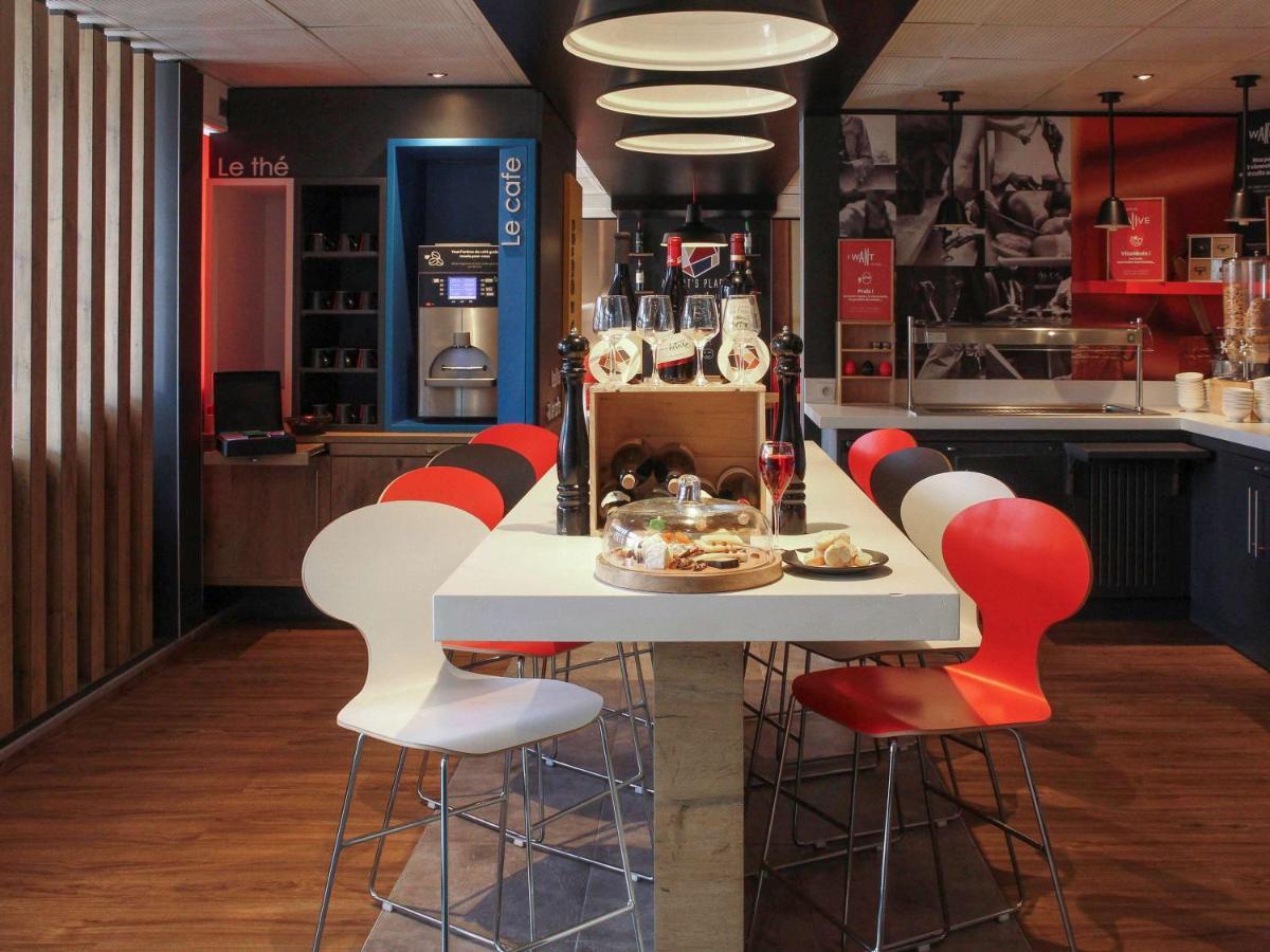 Hotel Ibis Paris Gennevilliers Esterno foto