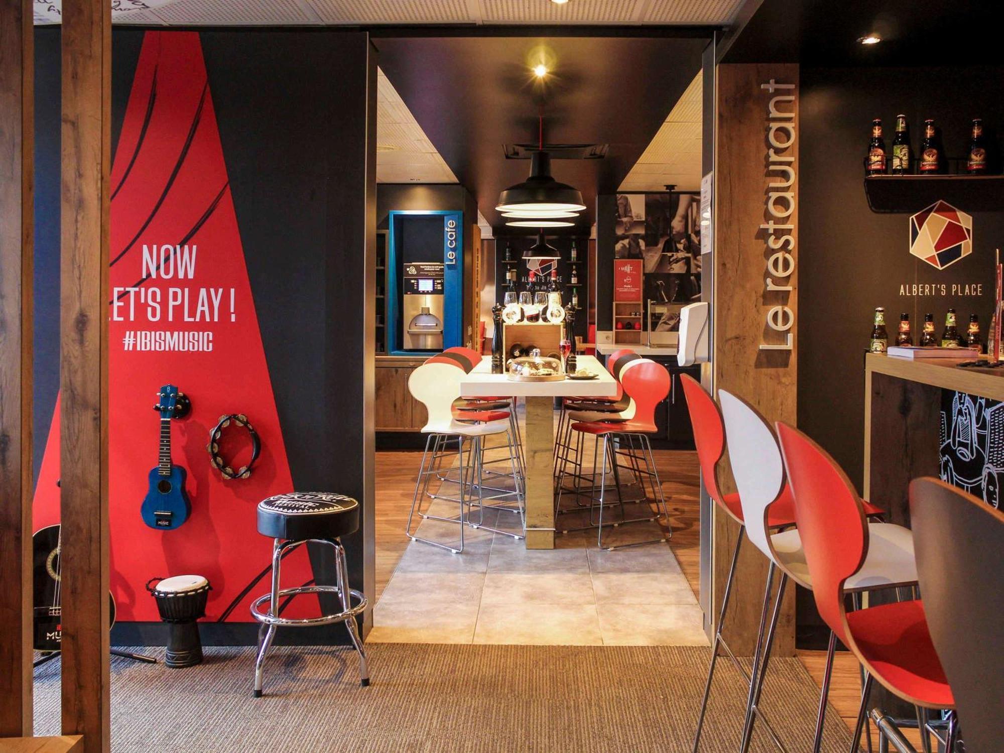 Hotel Ibis Paris Gennevilliers Esterno foto