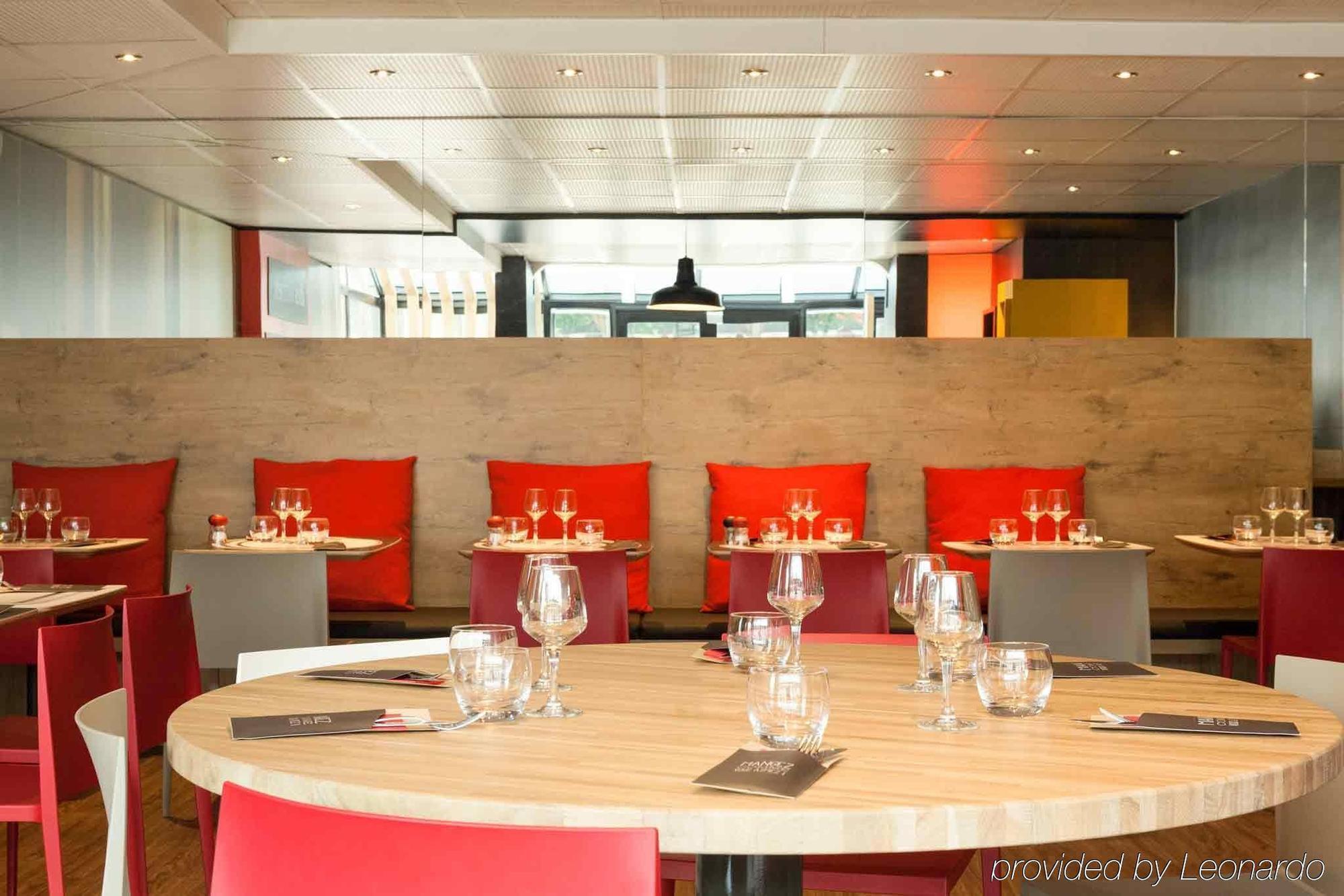 Hotel Ibis Paris Gennevilliers Esterno foto