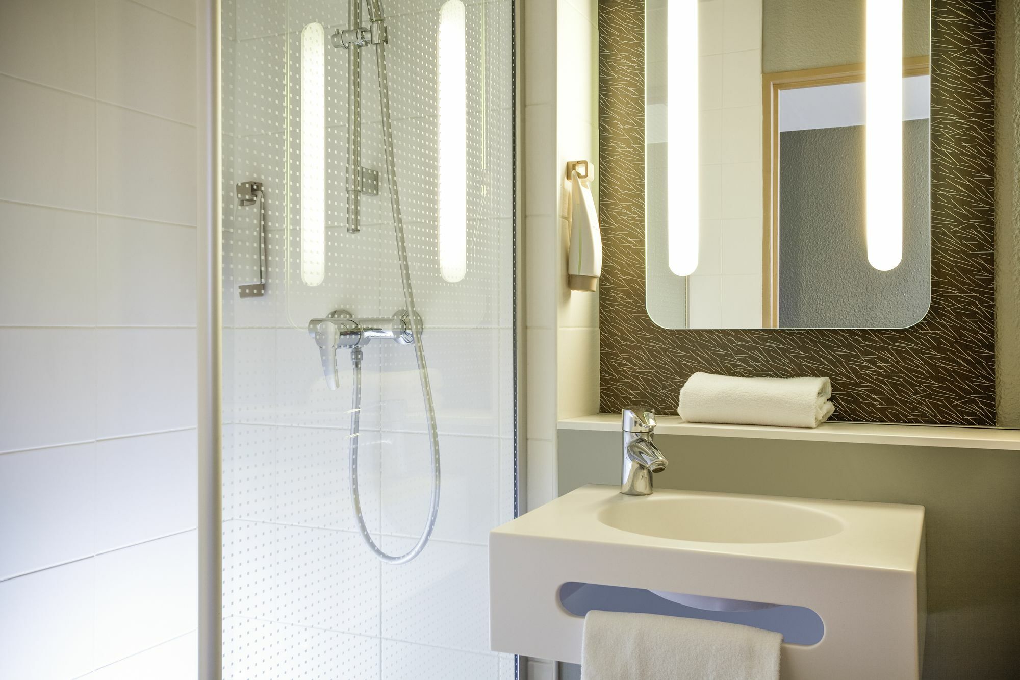 Hotel Ibis Paris Gennevilliers Esterno foto