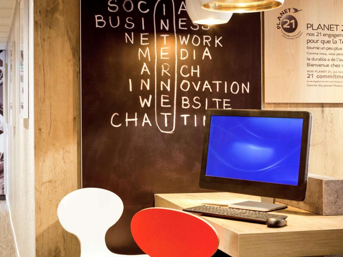 Hotel Ibis Paris Gennevilliers Esterno foto