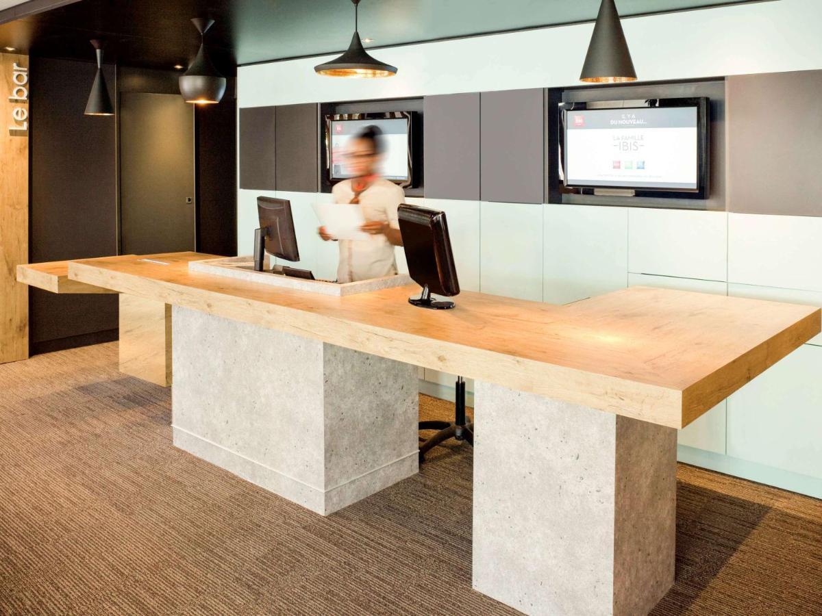 Hotel Ibis Paris Gennevilliers Esterno foto